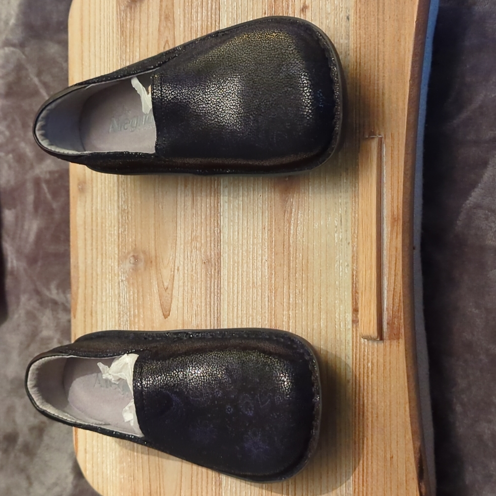 Alegria Size 36 NIB - Picture 2 of 8